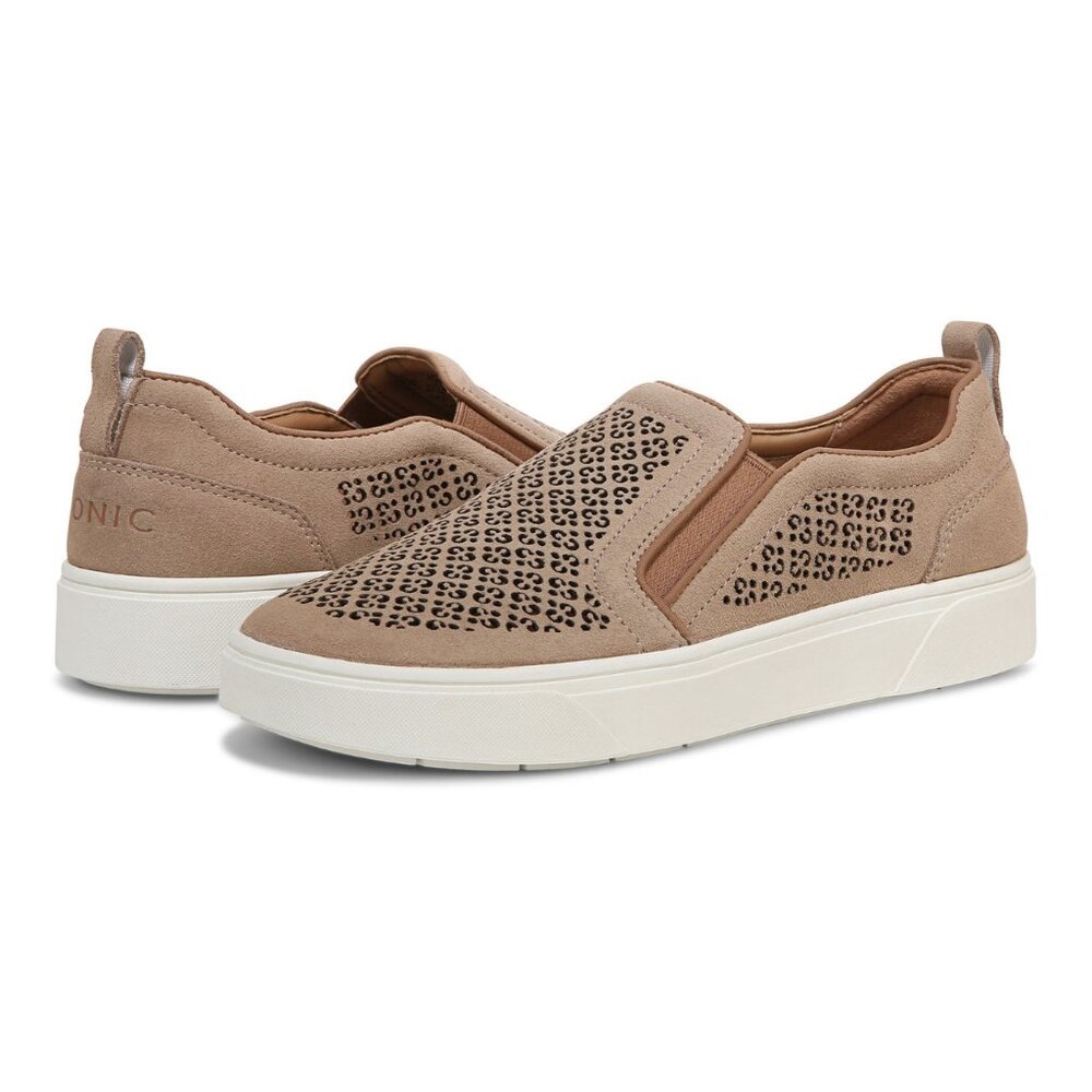 Vionic Kimmie Perf Women's Slip On Supportive Sneakers Shoes  Size 9 $130